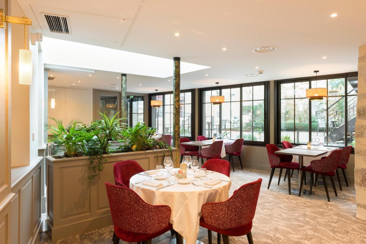 Logis - Hotel & Restaurant Du Tribunal Mortagne-au-Perche Dış mekan fotoğraf